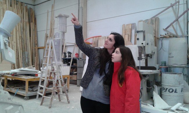 Fallas 2015 actividades falla Plaza del Pilar, visita al taller
