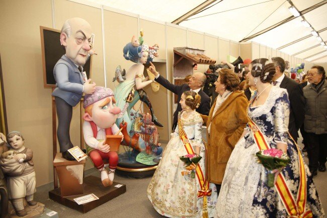 Fallas, la Exposición del Ninot ha abierto un año más sus puertas