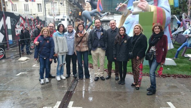 Los políticos visitan las comisiones falleras #fallas2015