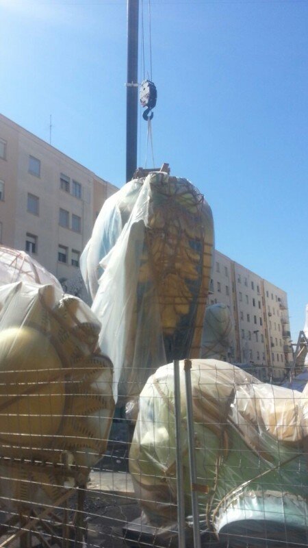 La Falla Avda. Malvarrosa ya ha comenzado el montaje de su monumento