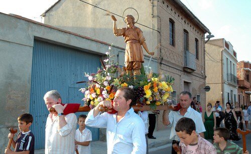 ELS CLAVARIS DE LES FESTES PATRONALS DE ROCA-CUIPER I DE MELIANA DISTINGUITS  EN EL PREMI “CRIT VALENCIÀ DE L’ANY 2015”