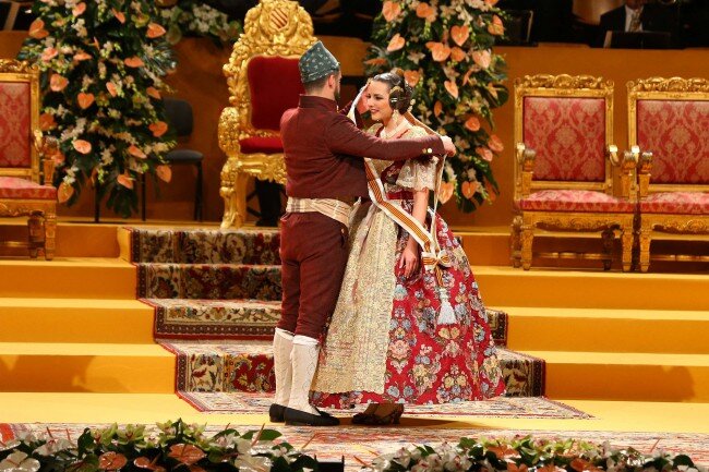 Fotografías imposición de bandas a la Corts d’Honor i Fallera Major de València