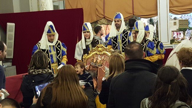 Una cabarlgata de Reyes de Valencia desangelada y sosa