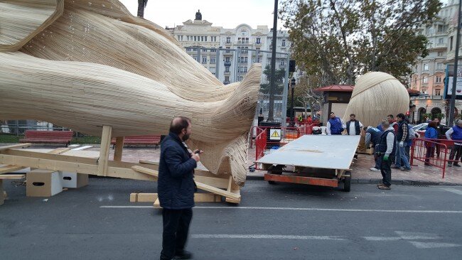 La obra «Fallas por el Mundo» de Manolo García ya está en la calle