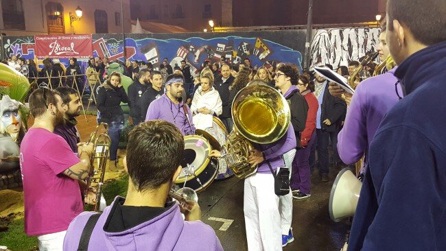 Encantados de conocerte, somos la xaranga SAMARUC