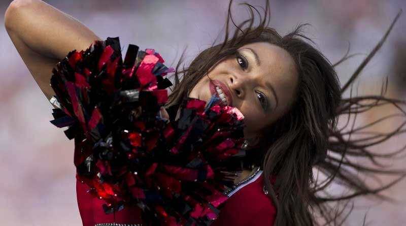 Cheerleaders in town