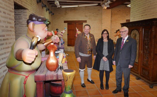 La Crida 2017 reune a todas las Falleras Mayores de Alboraya