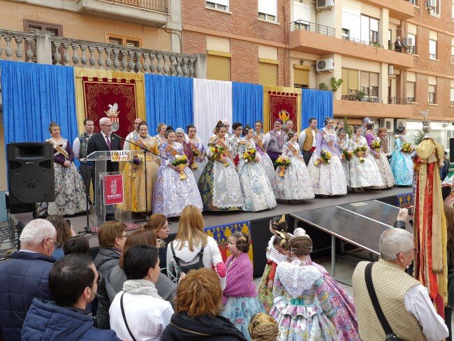 La Crida 2017 reune a todas las Falleras Mayores de Alboraya