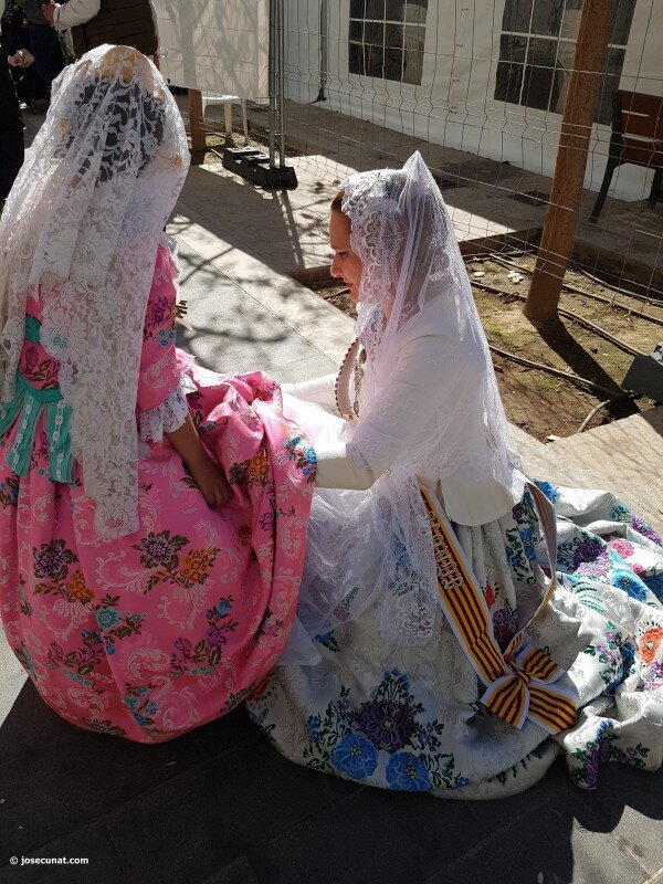 La Ofrenda de las Fallas 2017, uno de los actos más emotivos de las fiestas, vive hoy su primera jornada