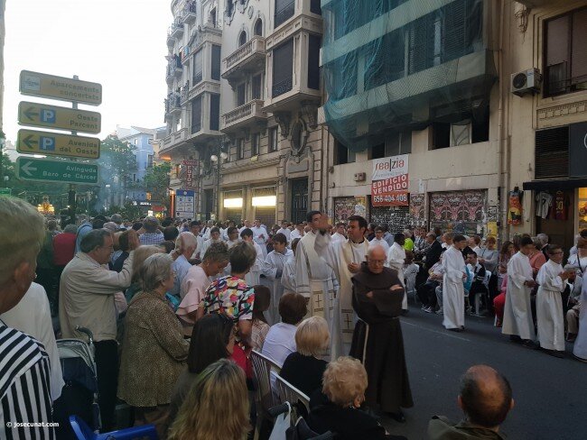 Solemne Procesión General en Honor de la Virgen de los Desamparados