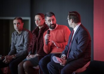 Pere Fuset  pide a la gente que se desplace escalonadamente a la Marina y que lo haga en transporte público, caminando o en bici