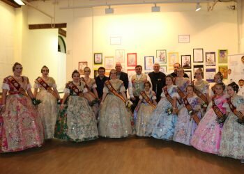 Las falleras mayores de Dénia inauguran la Exposición del Ninot