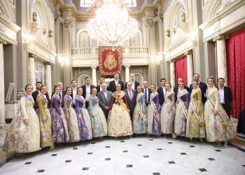 El Valencia basket disfruta de la mascletà de Nadal Martí