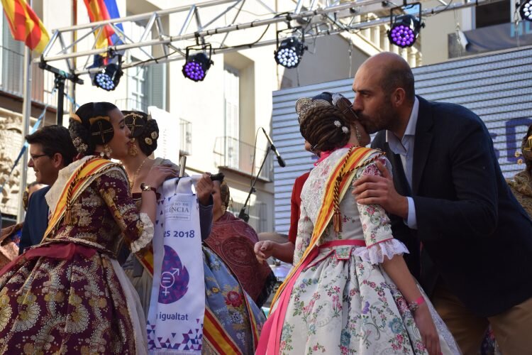 La Diputació de València celebra su tradicional recepción fallera