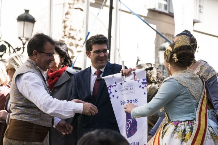 La Diputació de València celebra su tradicional recepción fallera