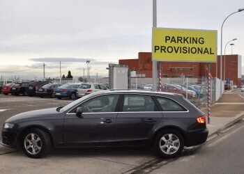 Metrovalencia aumenta hasta las 388 plazas su aparcamiento gratuito de la estación de València Sud para Fallas