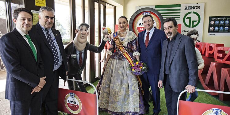 Rocío Gil, Fallera Mayor 2018: “Reconocer las cosas pequeñas hace grande nuestra fiesta”