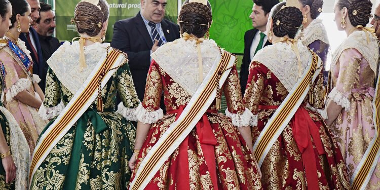 Rocío Gil, Fallera Mayor 2018: “Reconocer las cosas pequeñas hace grande nuestra fiesta”