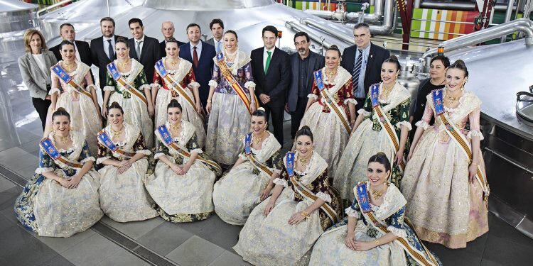 Rocío Gil, Fallera Mayor 2018: “Reconocer las cosas pequeñas hace grande nuestra fiesta”