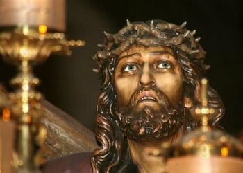 La Semana Santa Marinera de València celebra el Miércoles Santo con procesiones conjuntas y nocturnas