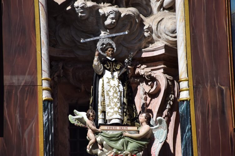 Procesión Cívica de Ofrenda de Flores a San Vicente Ferrer