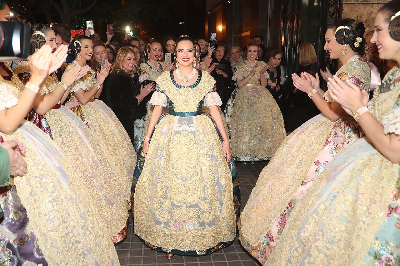 Galería de fotos de la exaltación de la Fallera Mayor de Valencia
