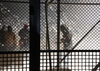 Paterna ofrece la Cordà de la plaza del Ayuntamiento de Valencia “por la paz en el mundo” ante el ataque en Ucrania