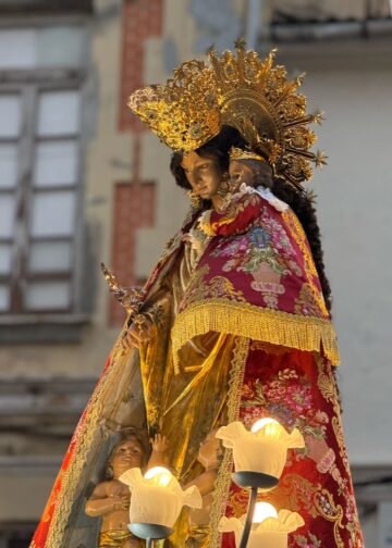 Procesión de la Virgen de los Desamparados de Mislata